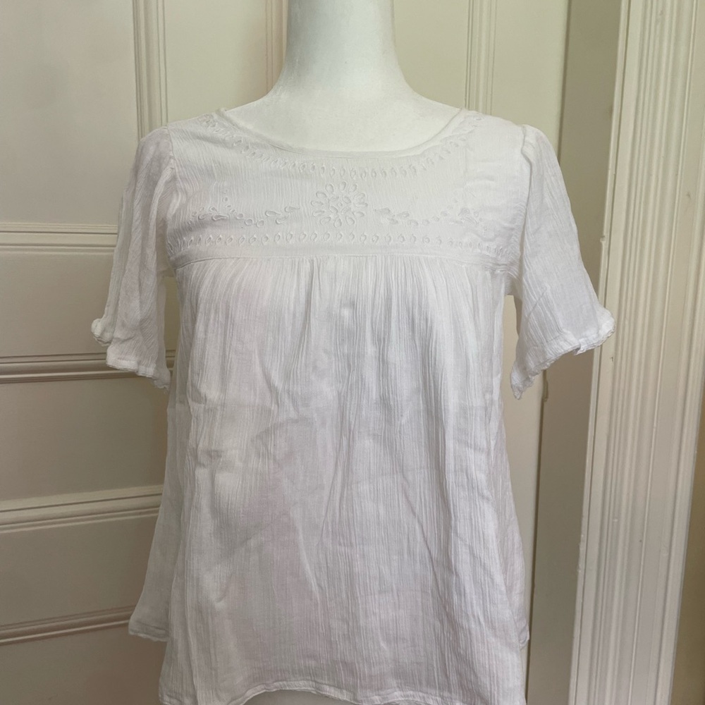 beachlunchlounge Elegant White Women's Top
